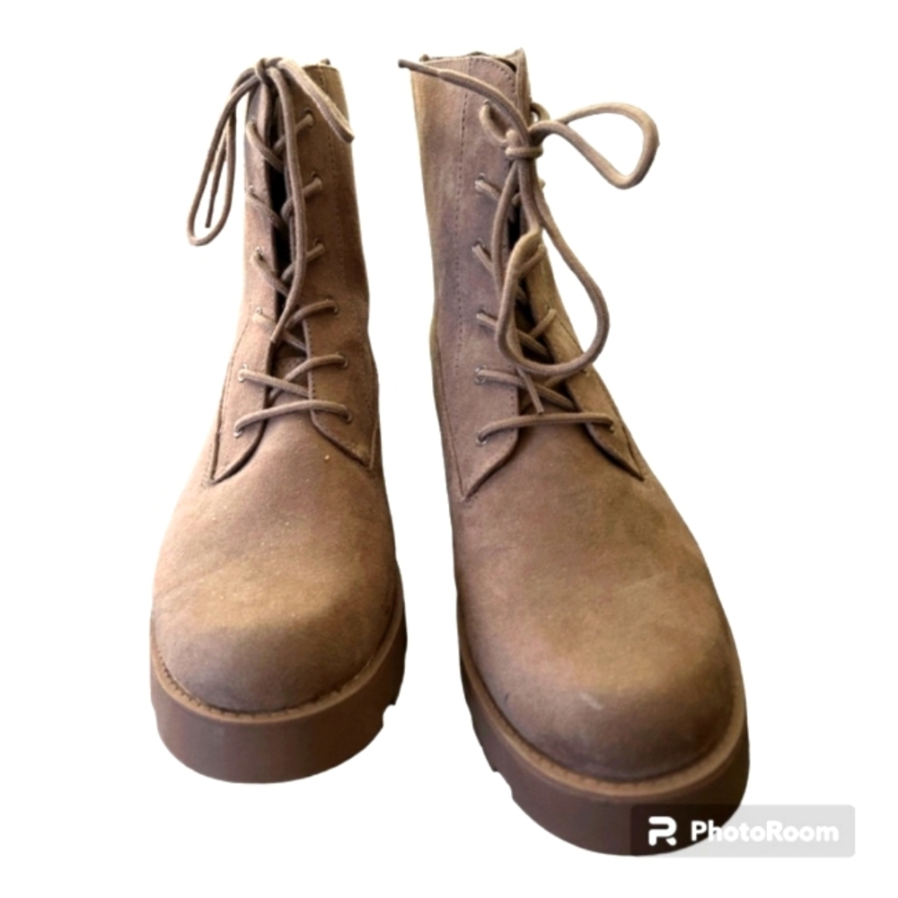 NWOT Suede Boots from Old Navy ( Faux Suede )